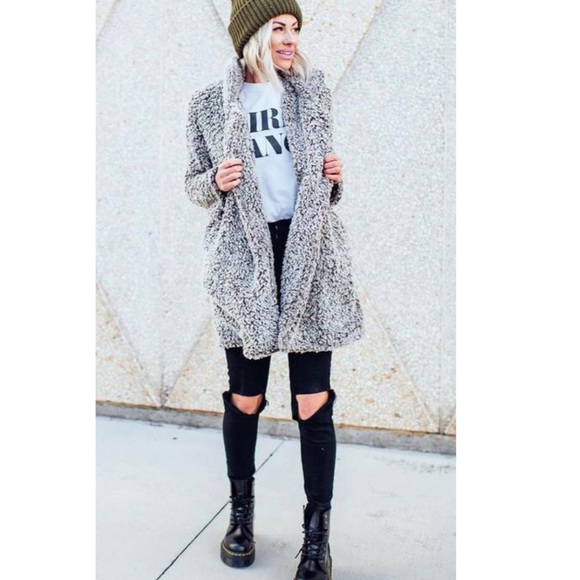 Women's Fleece Open Sherpa Coat With Pockets - Picture 2 of 8